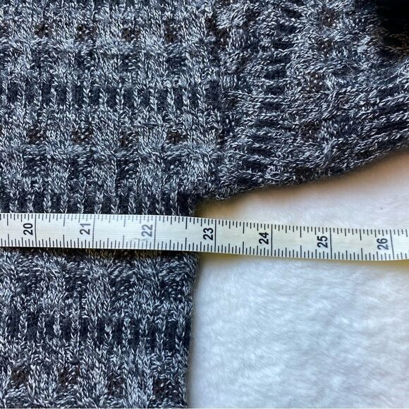 Paul Fredrick Wool Blend Gray Black Design Crew Neck Sweater Size Large - Picture 7 of 9